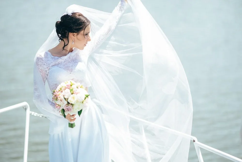 Yacht Bachelor party Dubai Package for Bride
