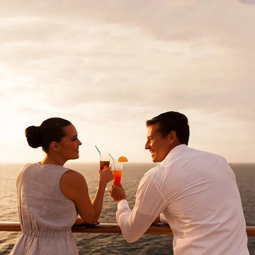 Romantic Dinner Cruise Dubai - Image 3