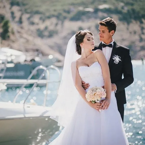 yacht rentals for weddings in Dubai Package