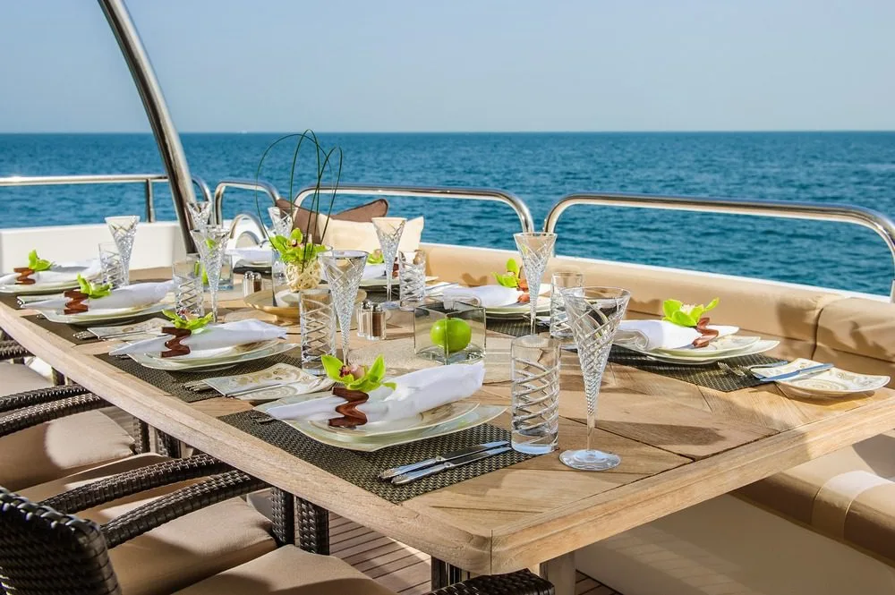 Luxury Dinner Cruise Dubai Along Dubai Marina Package